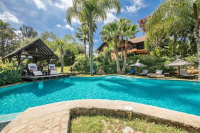 Exotic Tropical Villa w/ Large Pool in Sotogrande!